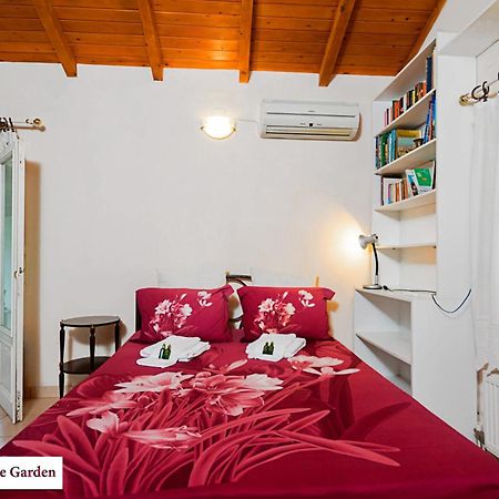 House In The Olive Garden Apartman Ájosz Joánisz Kültér fotó